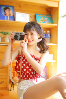 年轻漂亮的小姨子